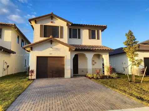 5871 Cassidy Lane Ave Maria FL 34142