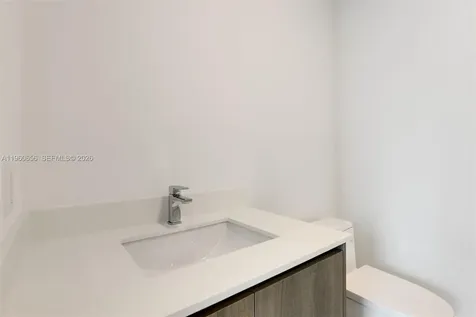 17550 Collins Avenue Sunny Isles Beach FL 33160