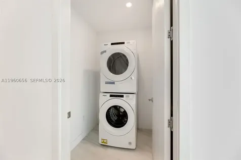 17550 Collins Avenue Sunny Isles Beach FL 33160