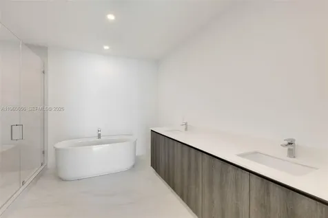 17550 Collins Avenue Sunny Isles Beach FL 33160