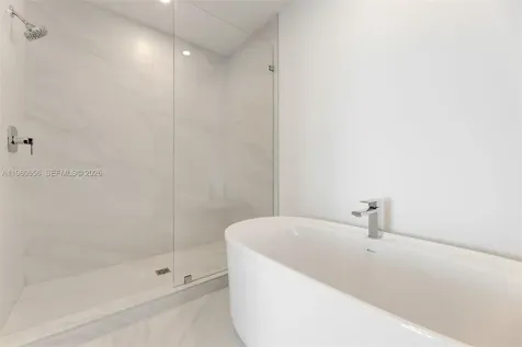 17550 Collins Avenue Sunny Isles Beach FL 33160