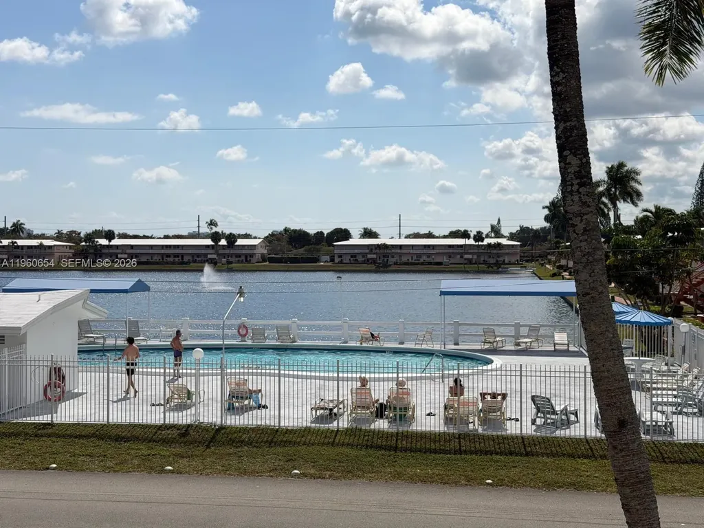 725 SW 11th Avenue Hallandale Beach FL 33009