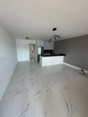 725 SW 11th Avenue Hallandale Beach FL 33009