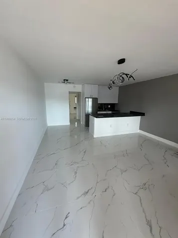 725 SW 11th Avenue Hallandale Beach FL 33009