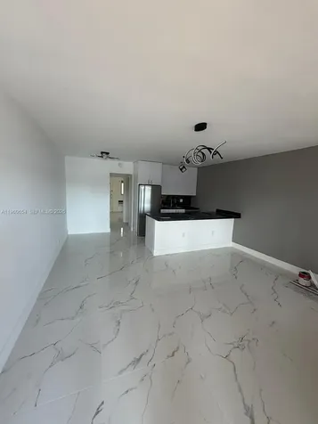 725 SW 11th Avenue Hallandale Beach FL 33009