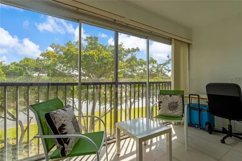 901 SW 141st Avenue Pembroke Pines FL 33027