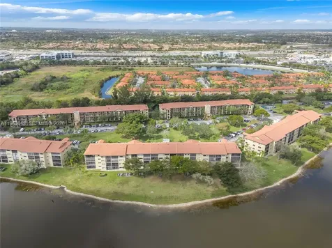 901 SW 141st Avenue Pembroke Pines FL 33027