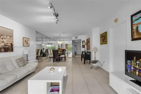 901 SW 141st Avenue Pembroke Pines FL 33027