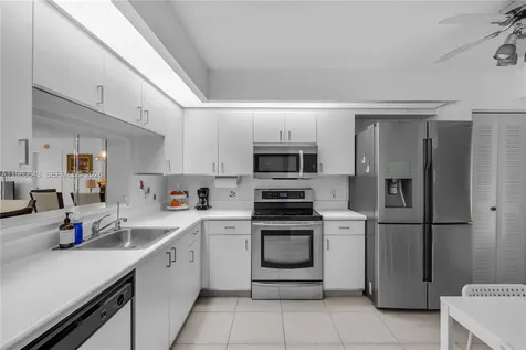 901 SW 141st Avenue Pembroke Pines FL 33027