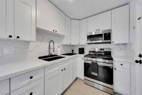 6900 N Kendall Drive Pinecrest FL 33156