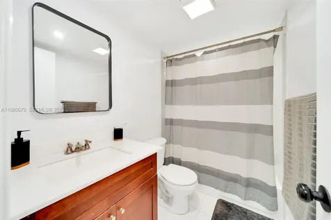 6900 N Kendall Drive Pinecrest FL 33156