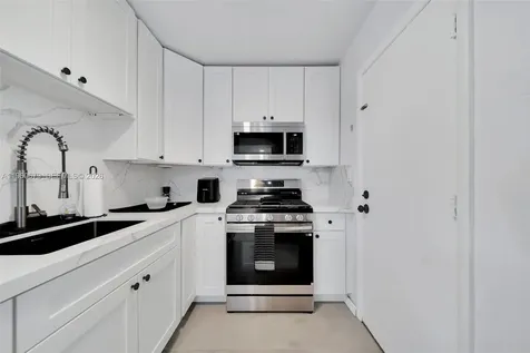 6900 N Kendall Drive Pinecrest FL 33156