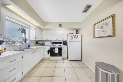 3711 Van Buren Street Hollywood FL 33021