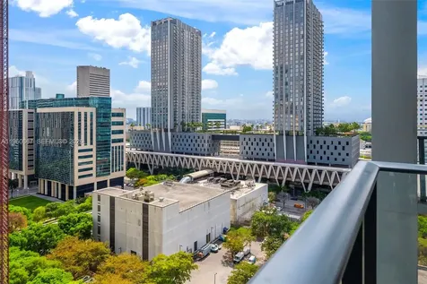 11 NE 6 Miami FL 33132