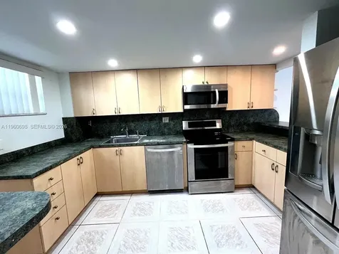 8775 Park Boulevard Miami FL 33172