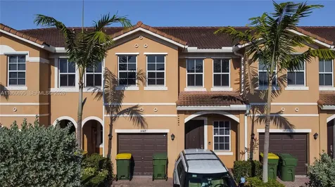1447 SE 24th Avenue Homestead FL 33035