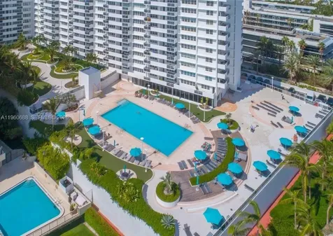 100 Lincoln Road Miami Beach FL 33139