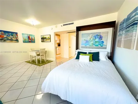 100 Lincoln Road Miami Beach FL 33139