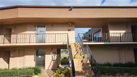 141 Piedmont C Delray Beach FL 33484