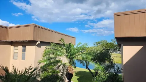 141 Piedmont C Delray Beach FL 33484