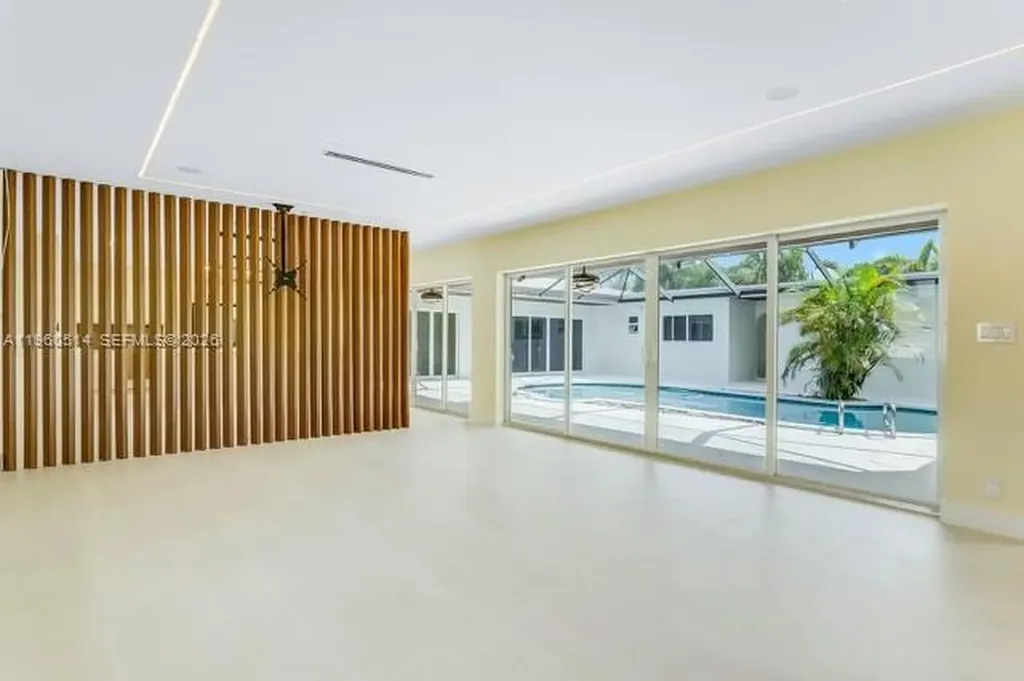 4731 Pierce Street Hollywood FL 33021