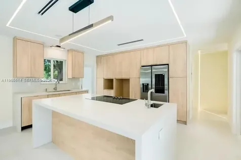 4731 Pierce Street Hollywood FL 33021