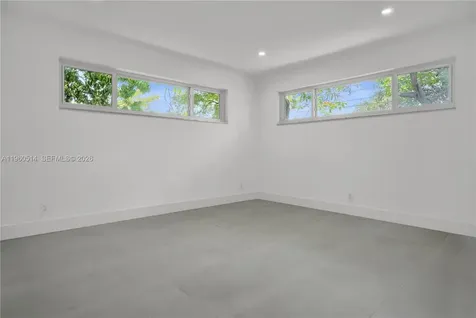 4731 Pierce Street Hollywood FL 33021