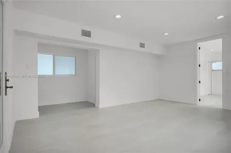 4731 Pierce Street Hollywood FL 33021
