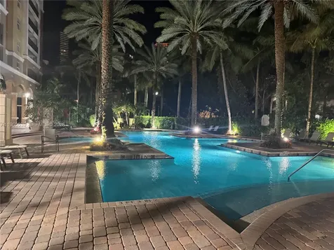 17150 N Bay Road Sunny Isles Beach FL 33160