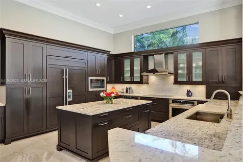 2539 Royal Palm Way Weston FL 33327