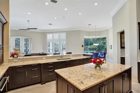 2539 Royal Palm Way Weston FL 33327
