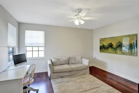 2539 Royal Palm Way Weston FL 33327