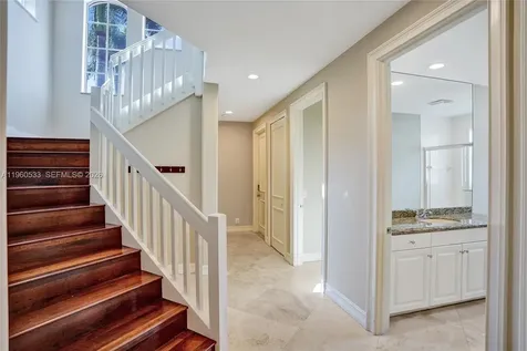 2539 Royal Palm Way Weston FL 33327