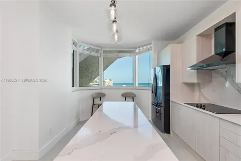 300 S Pointe Drive Miami Beach FL 33139