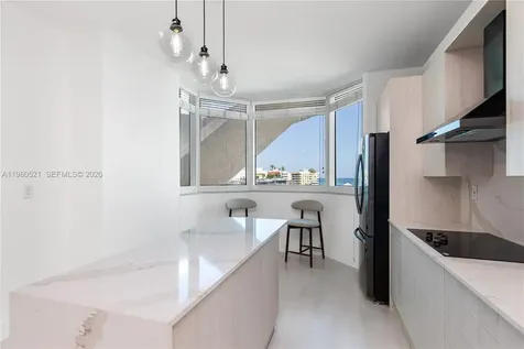 300 S Pointe Drive Miami Beach FL 33139