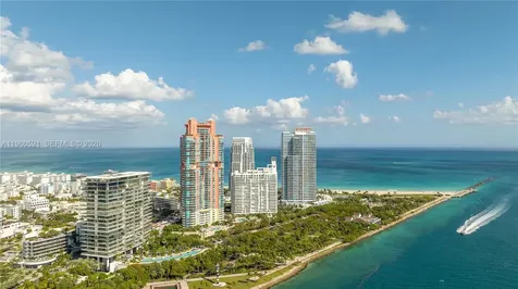 300 S Pointe Drive Miami Beach FL 33139