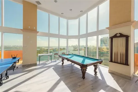 300 S Pointe Drive Miami Beach FL 33139