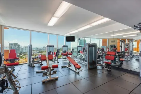 300 S Pointe Drive Miami Beach FL 33139