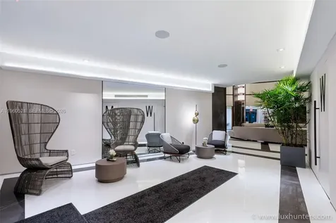300 S Pointe Drive Miami Beach FL 33139
