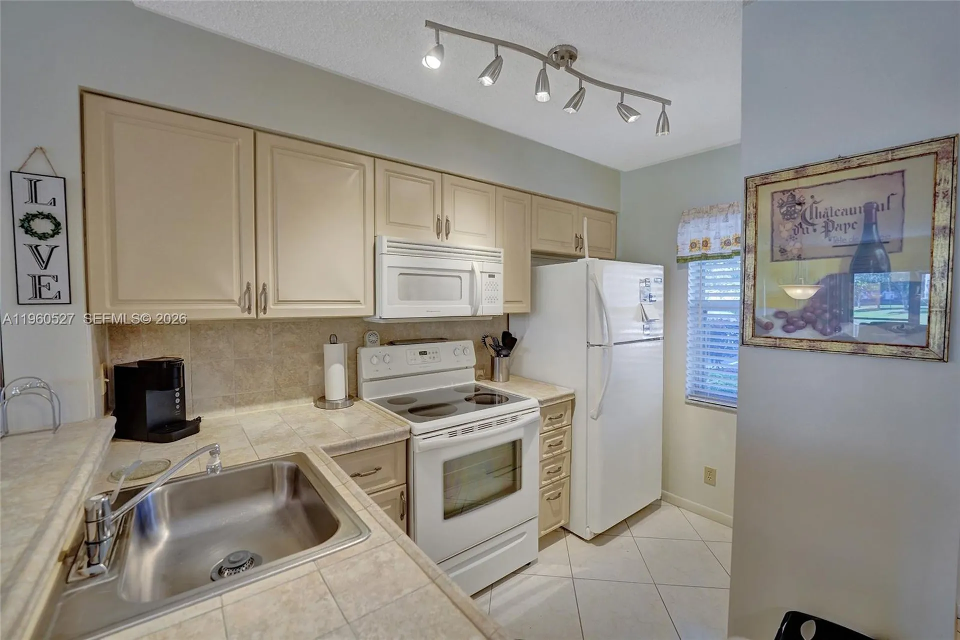 2228 N Cypress Bend Drive Pompano Beach FL 33069