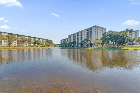 2228 N Cypress Bend Drive Pompano Beach FL 33069