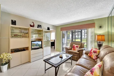 2228 N Cypress Bend Drive Pompano Beach FL 33069