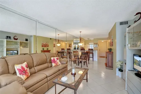 2228 N Cypress Bend Drive Pompano Beach FL 33069