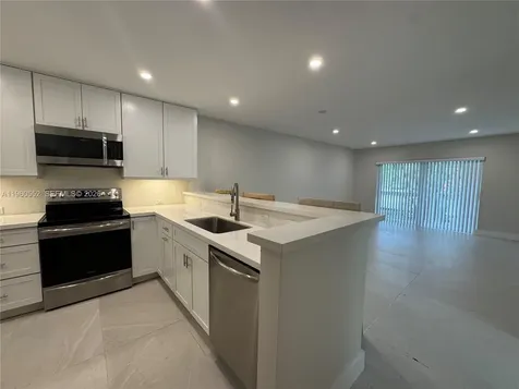 7810 Camino Real Miami FL 33143