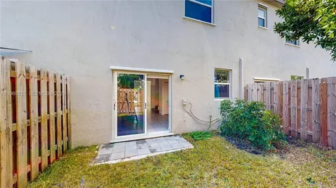1867 SE 26th Terrace Homestead FL 33035