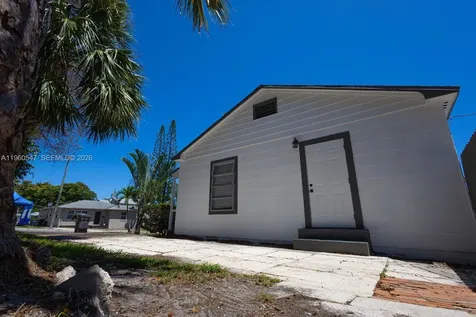 812 33rd Street West Palm Beach FL 33407