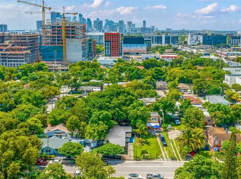 120 NW 32 Miami FL 33127