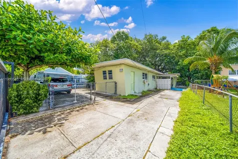120 NW 32 Miami FL 33127