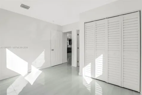 528 NW 3rd Court Hallandale Beach FL 33009