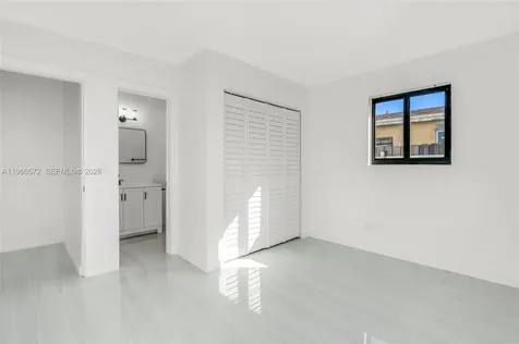 528 NW 3rd Court Hallandale Beach FL 33009